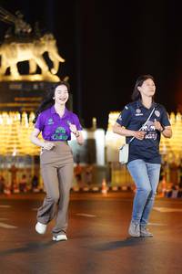 BIB: 
                            <button type="button" onclick="openModal(23070513)" class="btn btn-primary btn-sm float-right btn-popup" data-toggle="modal" data-target=".modal-high-quality">
                        <i class="fas fa-shopping-cart"></i> Add to Cart
                    </button>
                                            <button type="button" onclick="isThisMe(23070513, true)" class="btn btn-success btn-sm float-right btn-popup btn-isme hidden" data-toggle="tooltip" data-placement="bottom" title="นี่คือรูปของคุณใช่ไหม คลิกที่นี่เพื่อเอาเข้าอัลบั้ม">
                        <i class="fas fa-plus"></i> Add to album
                    </button>
                    <button type="button" onclick="isThisMe(23070513, false)" class="btn btn-warning btn-sm float-right btn-popup btn-isnotme hidden">
                        <i class="fas fa-ban"></i> Remove from album
                    </button>